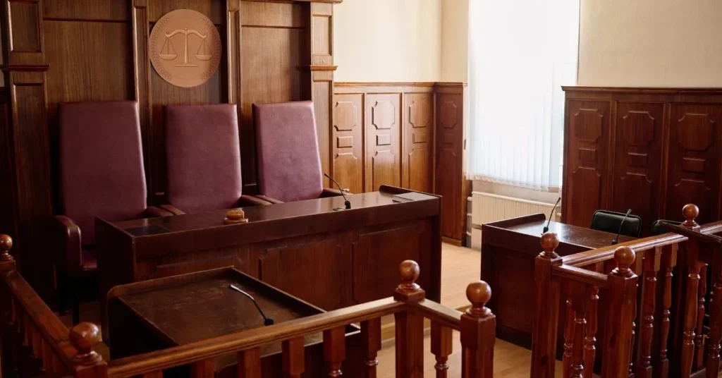 Courtroom Humor That’s Worthy of a Standing Objection