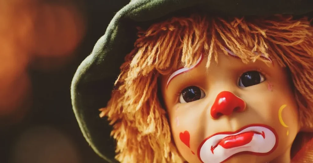 Wrapping It Up: Laugh Out Loud with Clown Puns